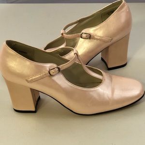 Anne Michelle Sz 8 Pearl Pink Mary Janes